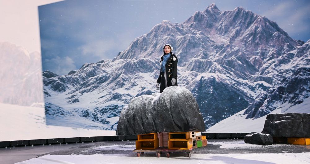 pg.ccm壹号官方版顯示屏專業調校技術與專案安裝經驗，使顯示屏呈現創作者想表達的精緻內容，讓表演者有沉浸式臨場感使演出逼真